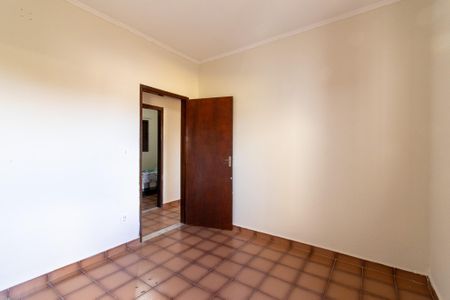 Casa para alugar com 110m², 3 quartos e 4 vagas