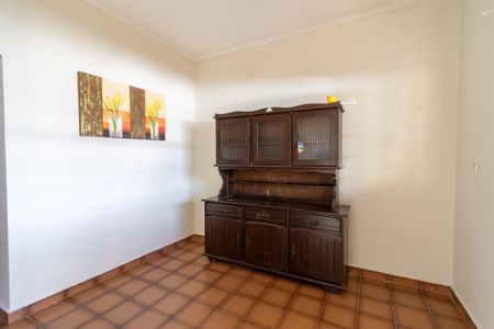 Casa para alugar com 110m², 3 quartos e 4 vagas