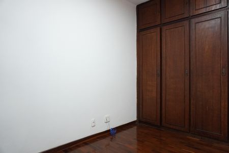 Apartamento para alugar com 125m², 3 quartos e 1 vaga Apartamento para alugar com 125m², 3 quartos e 1 vagaSuíte