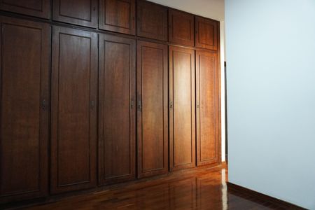 Apartamento para alugar com 125m², 3 quartos e 1 vaga Apartamento para alugar com 125m², 3 quartos e 1 vagaSuíte