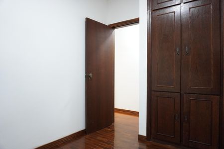 Quarto 2 de apartamento para alugar com 3 quartos, 125m² em Carmo, Belo Horizonte