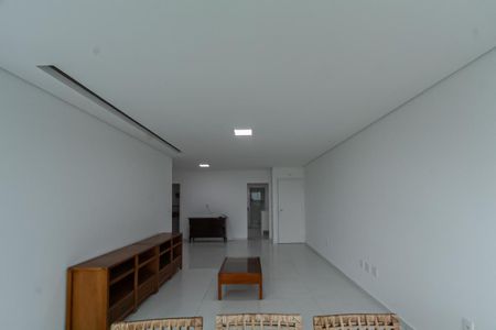 Apartamento para alugar com 150m², 3 quartos e 6 vagasSala