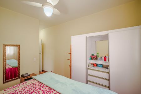 Casa à venda com 150m², 4 quartos e 2 vagas Casa à venda com 150m², 4 quartos e 2 vagasSuíte 1