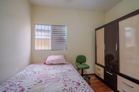 Casa à venda com 150m², 4 quartos e 2 vagas Casa à venda com 150m², 4 quartos e 2 vagasQuarto 2