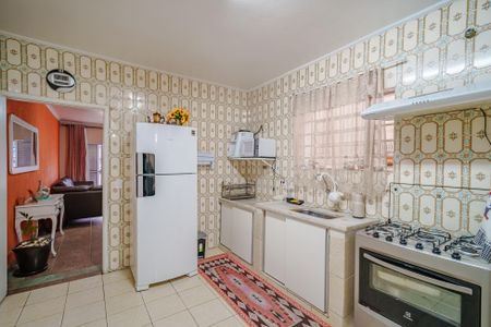 Casa à venda com 150m², 4 quartos e 2 vagas Casa à venda com 150m², 4 quartos e 2 vagasCozinha