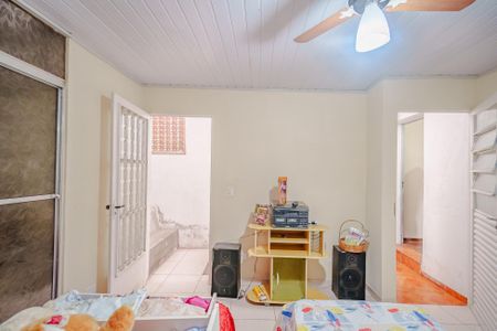 Casa à venda com 150m², 4 quartos e 2 vagas Casa à venda com 150m², 4 quartos e 2 vagasSuíte 2