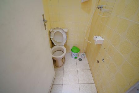 Casa à venda com 150m², 4 quartos e 2 vagas Casa à venda com 150m², 4 quartos e 2 vagasBanheiro 2