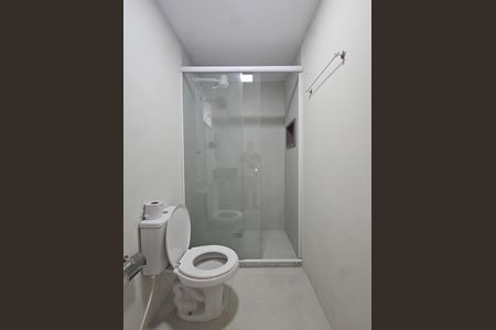 Apartamento para alugar com 55m², 2 quartos e 1 vaga Apartamento para alugar com 55m², 2 quartos e 1 vagaBanheiro