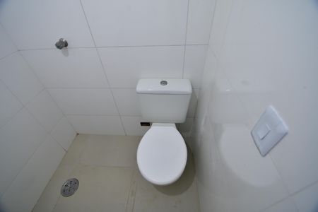 Banheiro de apartamento para alugar com 1 quarto, 45m² em Taquaral, Campinas