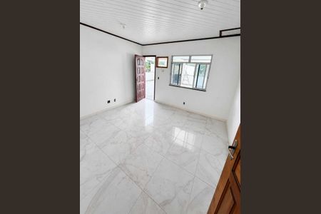 Sala de casa para alugar com 5 quartos, 140m² em Jacarepaguá, Rio de Janeiro