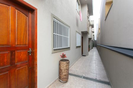 Casa de condomínio à venda com 68m², 2 quartos e 1 vaga Casa de condomínio à venda com 68m², 2 quartos e 1 vagaCorredor / Entrada