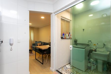 Casa de condomínio à venda com 68m², 2 quartos e 1 vaga Casa de condomínio à venda com 68m², 2 quartos e 1 vagaCozinha - Armários