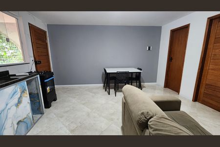 Studio para alugar com 40m², 1 quarto e sem vaga Studio para alugar com 40m², 1 quarto e sem vagaEstúdio - sala