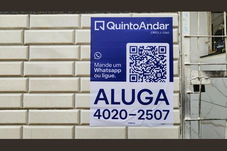 Studio para alugar com 40m², 1 quarto e sem vaga Studio para alugar com 40m², 1 quarto e sem vagaPlaca instalada