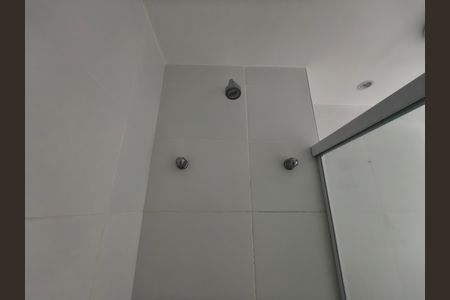 Apartamento à venda com 82m², 2 quartos e 1 vaga Apartamento à venda com 82m², 2 quartos e 1 vagaBanheiro Suite 1