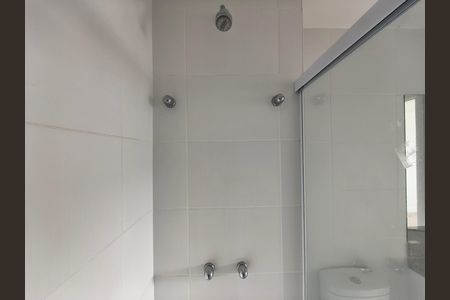 Apartamento à venda com 82m², 2 quartos e 1 vaga Apartamento à venda com 82m², 2 quartos e 1 vagaBanheiro Suite 2