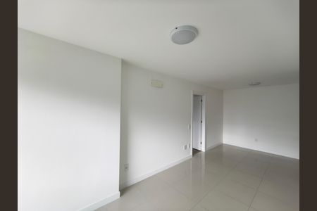 Sala de apartamento à venda com 2 quartos, 82m² em Barra Olímpica, Rio de Janeiro