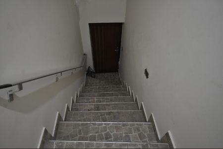Casa à venda com 80m², 2 quartos e sem vagaEscada