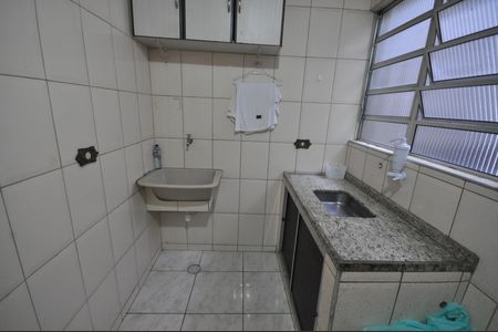 Casa à venda com 80m², 2 quartos e sem vagaÁrea de Serviço 2