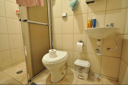 Casa à venda com 80m², 2 quartos e sem vagaBanheiro 2