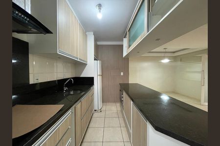 Apartamento para alugar com 70m², 2 quartos e 1 vaga