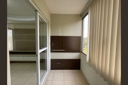Apartamento para alugar com 2 quartos, 70m² em Vila Nova, Novo Hamburgo