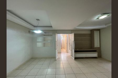 Apartamento para alugar com 70m², 2 quartos e 1 vaga