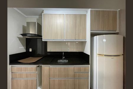 Apartamento para alugar com 70m², 2 quartos e 1 vaga