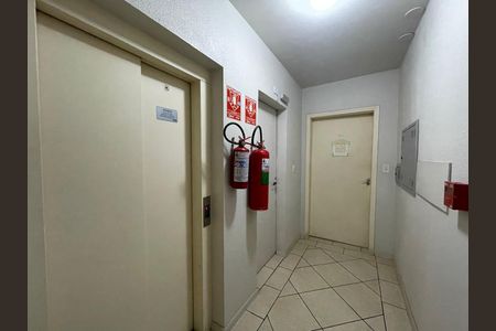 Apartamento para alugar com 70m², 2 quartos e 1 vaga