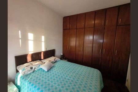 Casa à venda com 255m², 5 quartos e 4 vagas