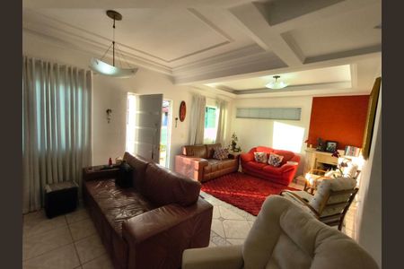 Casa à venda com 5 quartos, 255m² em Anhangabaú, Jundiaí
