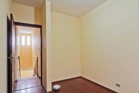 Casa à venda com 4 quartos, 232m² em Vila Rica, São Paulo
