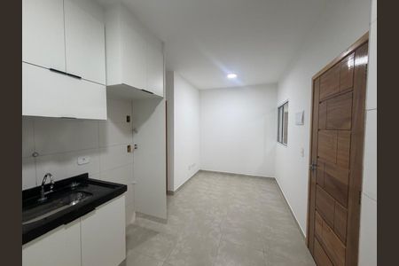 Sala de apartamento para alugar com 2 quartos, 56m² em Jardim Caguassu, São Paulo