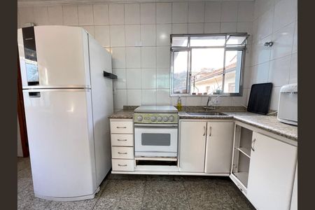 Casa para alugar com 112m², 3 quartos e 2 vagas Casa para alugar com 112m², 3 quartos e 2 vagasCozinha