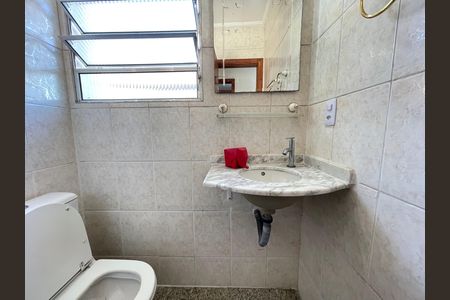 Casa para alugar com 112m², 3 quartos e 2 vagas Casa para alugar com 112m², 3 quartos e 2 vagasBanheiro 2