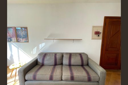 Casa para alugar com 112m², 3 quartos e 2 vagas Casa para alugar com 112m², 3 quartos e 2 vagasSala