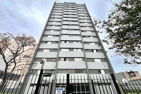 Apartamento para alugar com 50m², 1 quarto e 1 vaga Apartamento para alugar com 50m², 1 quarto e 1 vagaFachada