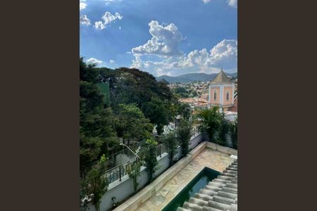 Casa à venda com 540m², 3 quartos e 6 vagas