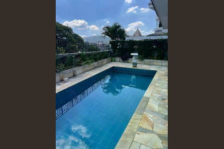 Casa à venda com 540m², 3 quartos e 6 vagas