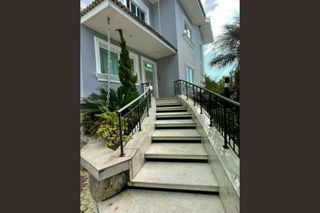 Casa à venda com 540m², 3 quartos e 6 vagas