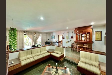 Casa à venda com 5 quartos, 485m² em Parque dos Principes, São Paulo