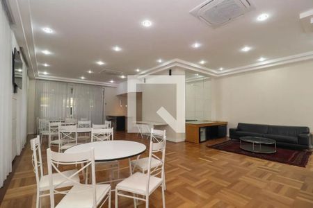 Apartamento à venda com 138m², 3 quartos e 3 vagas Apartamento à venda com 138m², 3 quartos e 3 vagasÁrea comum - Salão de festas