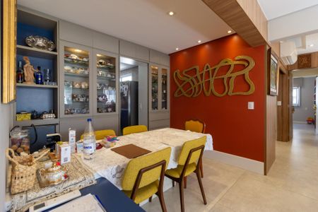 Apartamento à venda com 138m², 3 quartos e 3 vagas