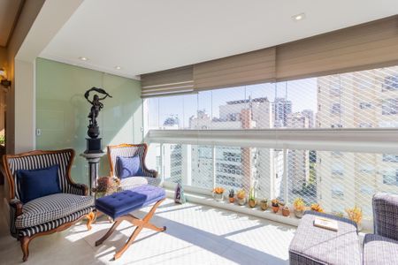 Apartamento à venda com 138m², 3 quartos e 3 vagas