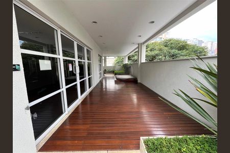 Apartamento à venda com 82m², 2 quartos e 2 vagas