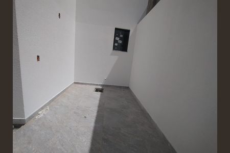 Foto 01 de casa à venda com 3 quartos, 80m² em Chácaras Califórnia, Contagem