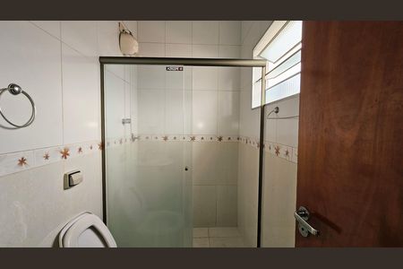 Casa para alugar com 200m², 3 quartos e 1 vaga