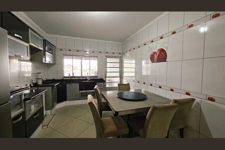 Casa para alugar com 3 quartos, 200m² em Vila Maringa, Jundiaí
