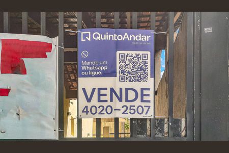 Casa à venda com 257m², 3 quartos e 2 vagas Casa à venda com 257m², 3 quartos e 2 vagasPlaquinha Instalada