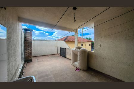Casa à venda com 257m², 3 quartos e 2 vagas Casa à venda com 257m², 3 quartos e 2 vagasÁrea de Serviço